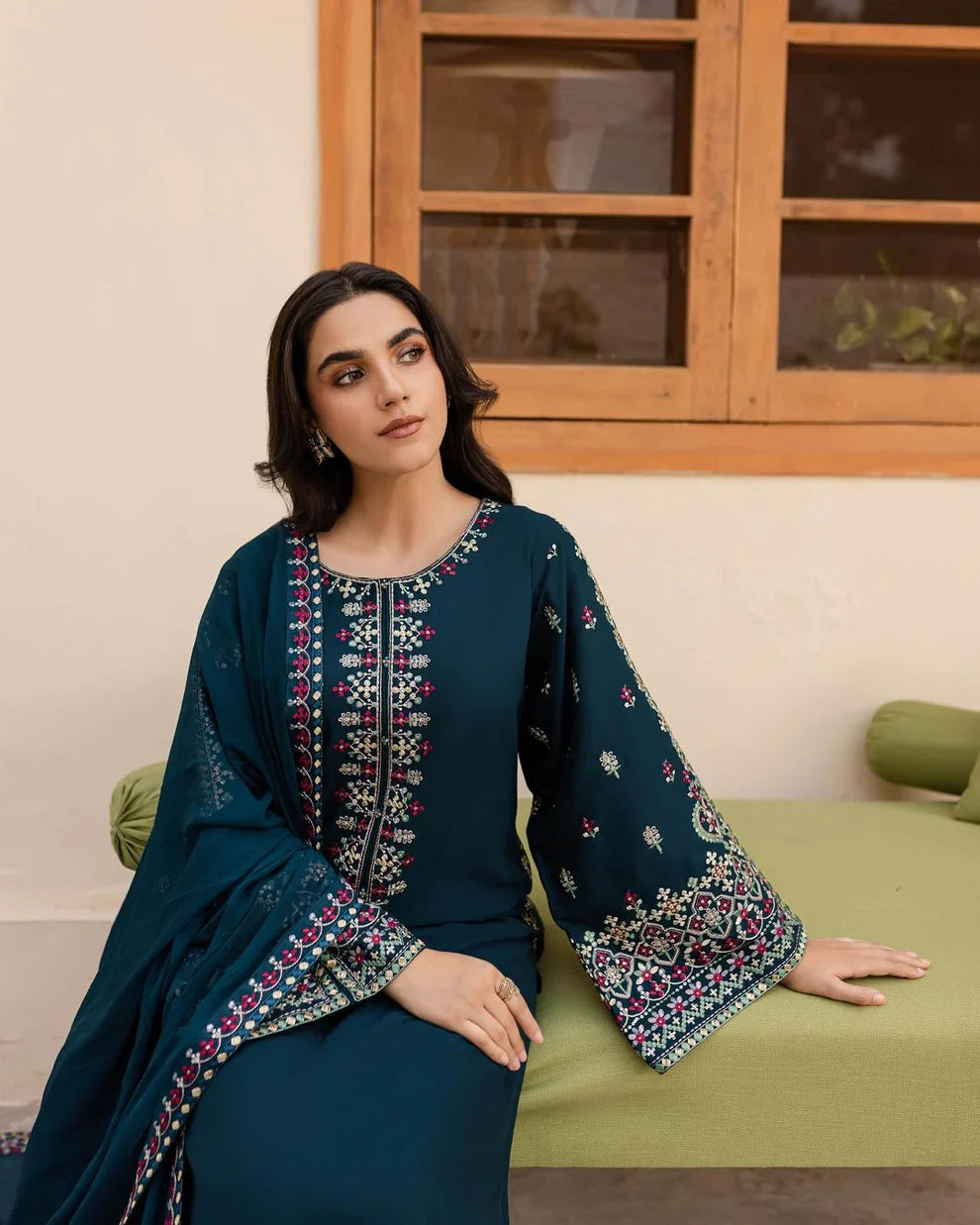 Aadab Embroidered Lawn 3pcs
