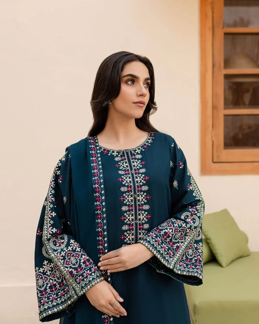 Aadab Embroidered Lawn 3pcs