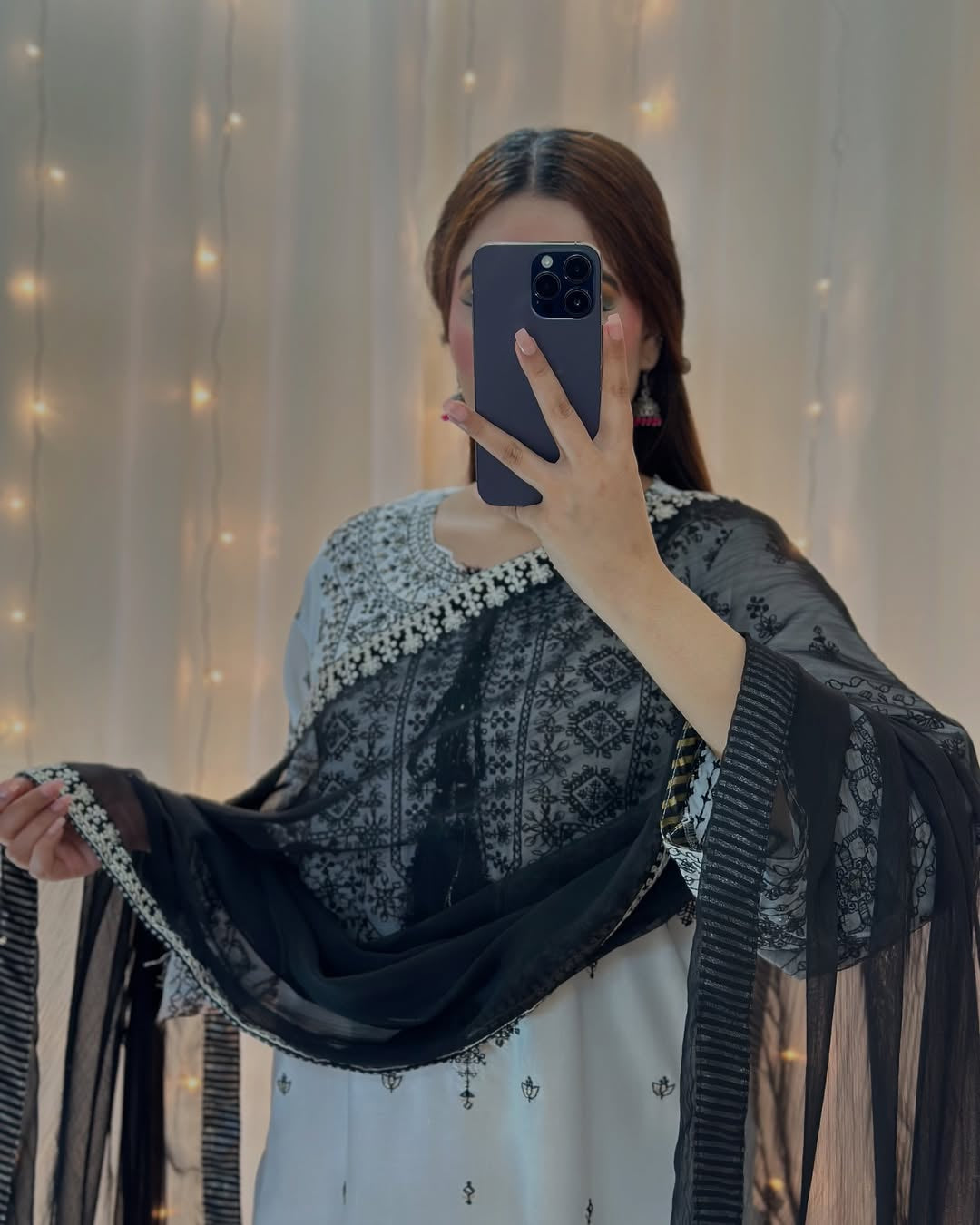 Arfa Embroidered Lawn Cotton 3pcs