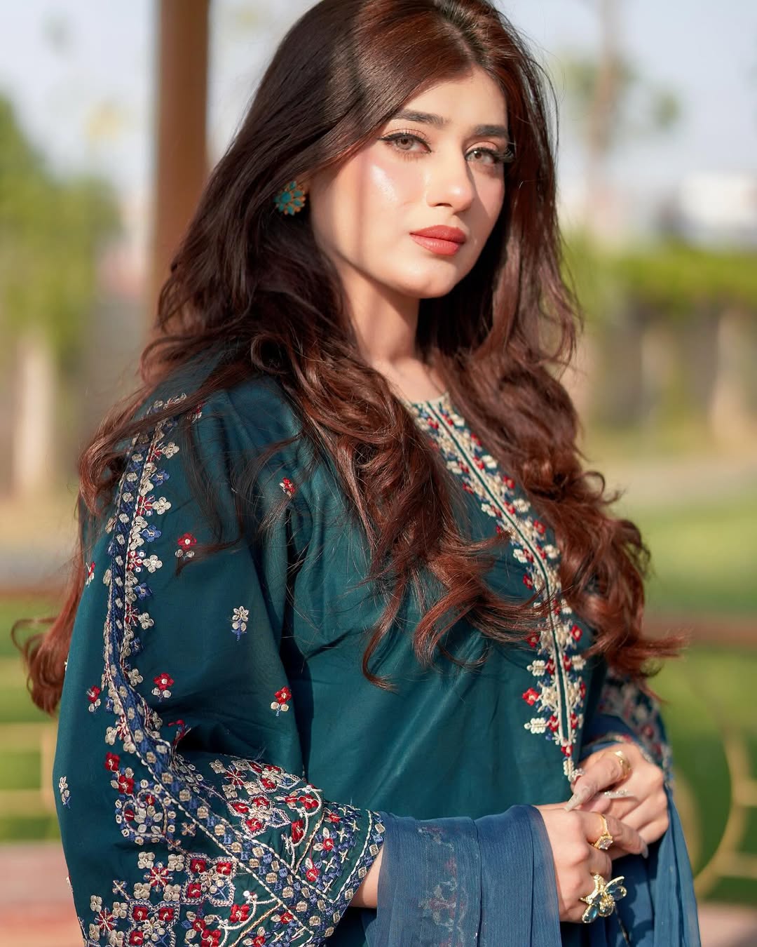 Aadab Embroidered Lawn 3pcs