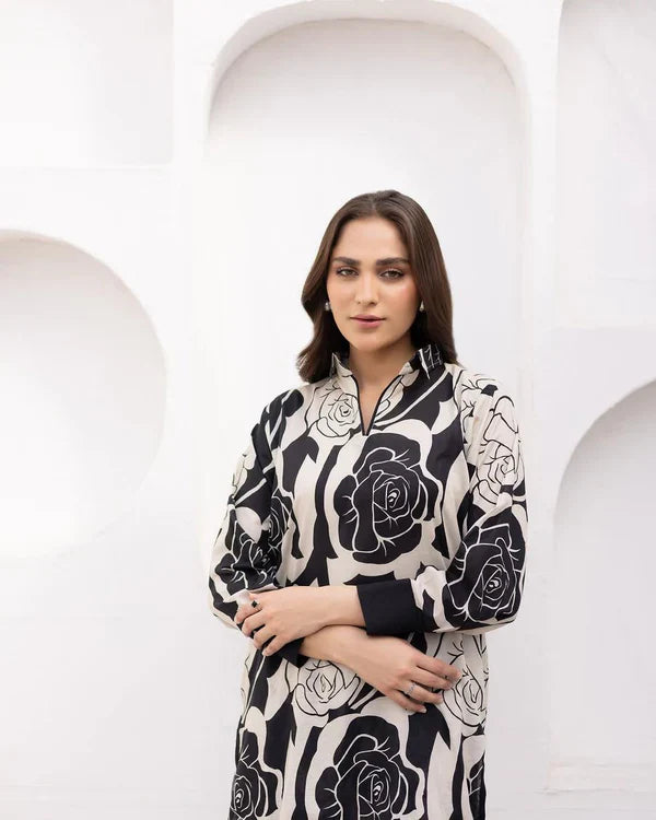 NOVINA LAWN CORD SET